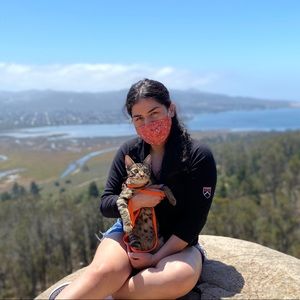 Meet your Posher, Gladis